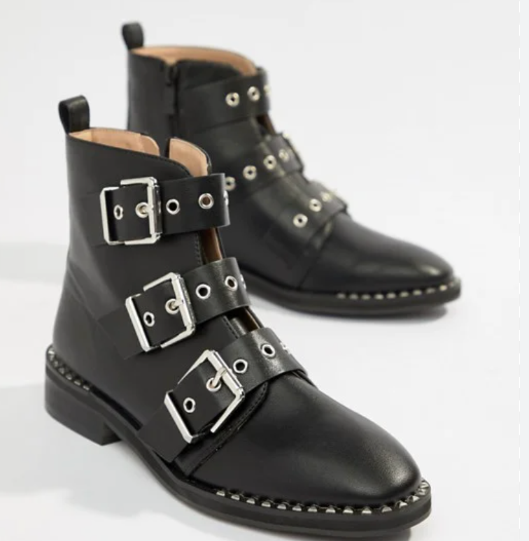 MC BOOTS by Steve Madden (Womens) 2010