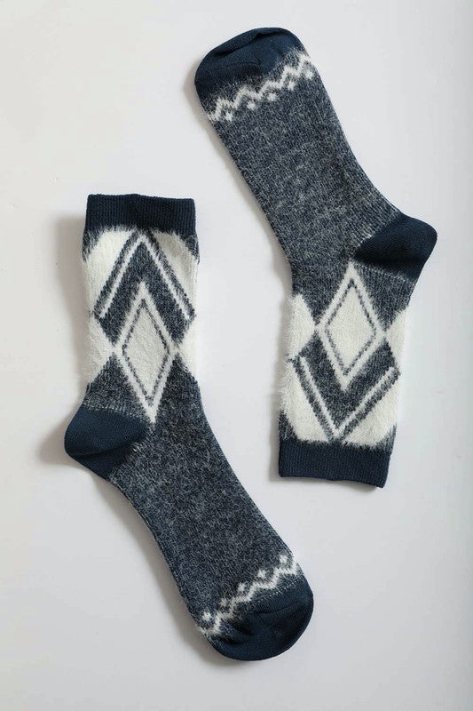 Blended Faux Mohair Diamond Pattern  Crew Socks (Color Options)
