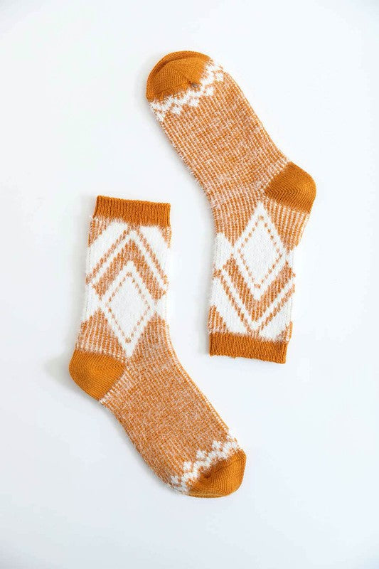 Blended Faux Mohair Diamond Pattern  Crew Socks (Color Options)