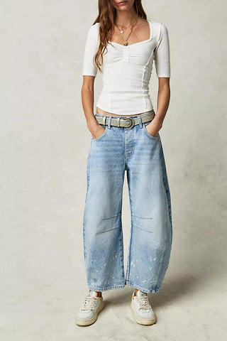 LIght Wash Distressed Barrel Jeans
