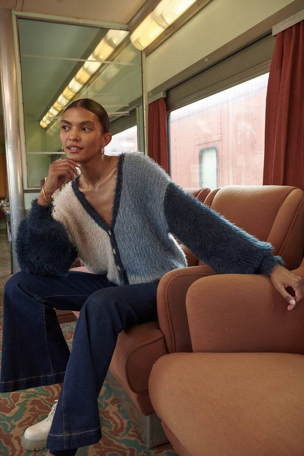 Furry Knit Colorblock V-Neck Cardigan Sweater: L / Grey-Navy