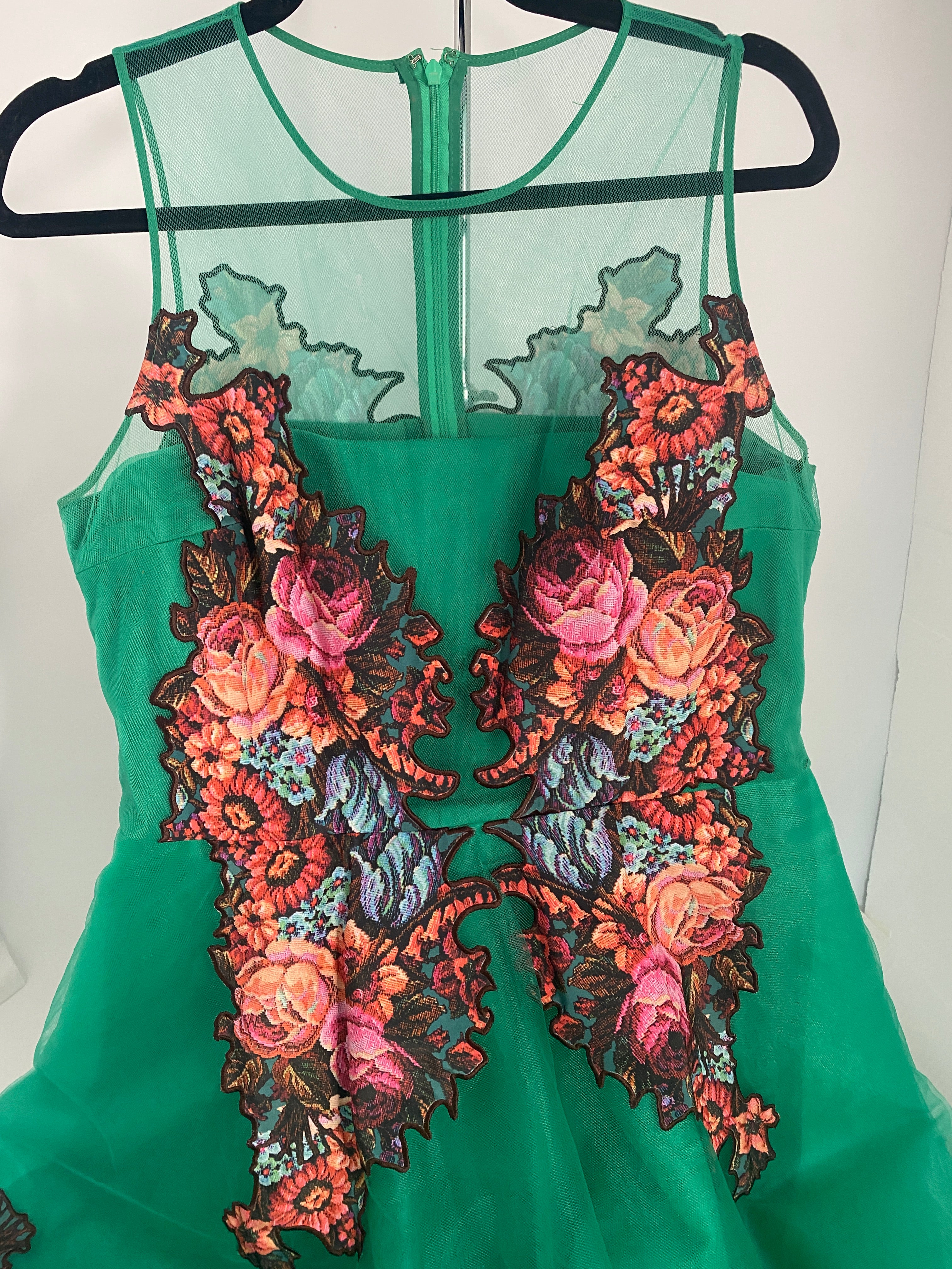 VINTAGE RETRO COCKTAIL FLORAL EMBROIDERED DRESS by SACHIN & BABI 2000