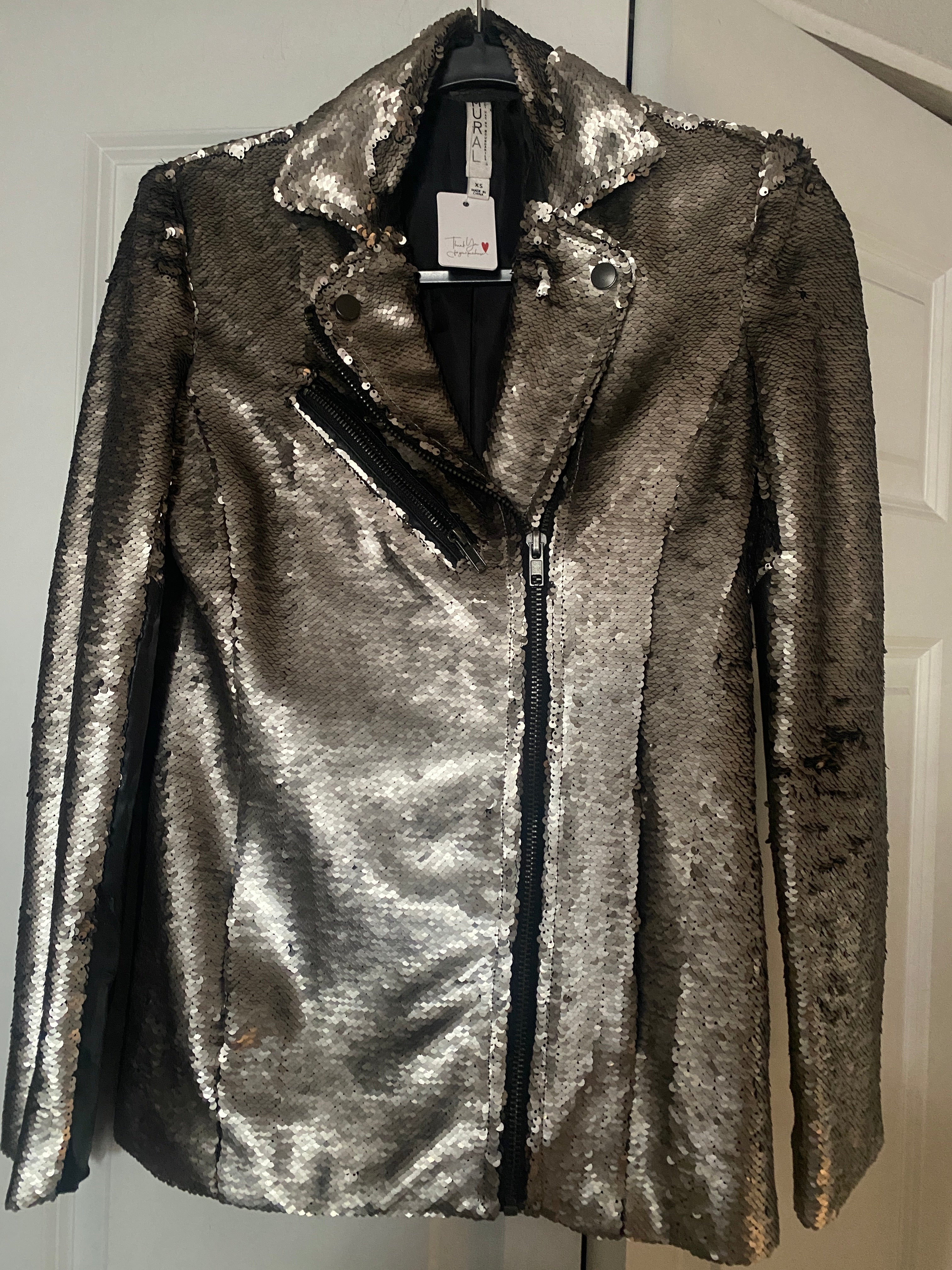 Vintage PRETTY LITTLE LIARS TREND SETTER MOTO Sequins Mural Jacket 2010