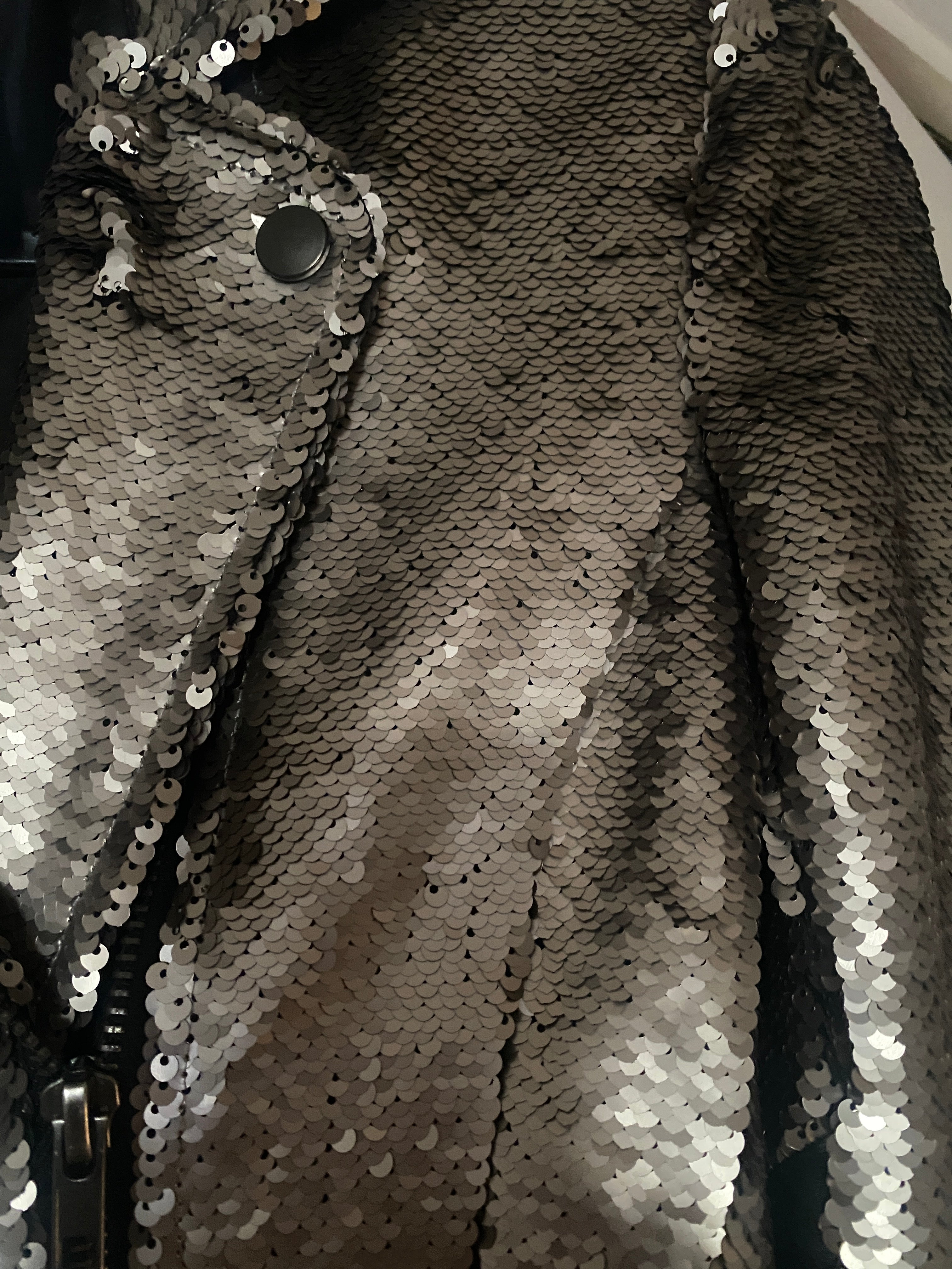 Vintage PRETTY LITTLE LIARS TREND SETTER MOTO Sequins Mural Jacket 2010