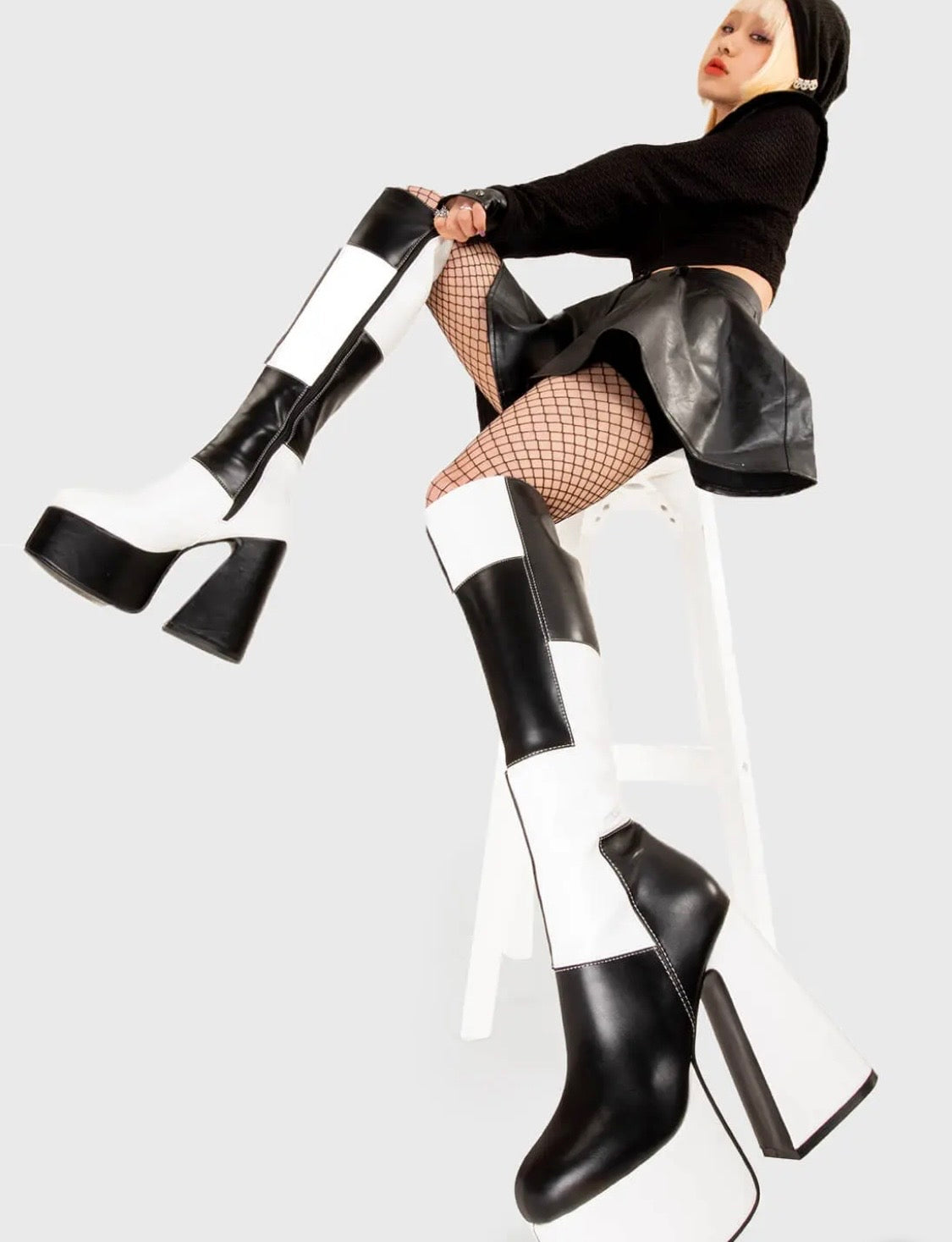 RETRO LAMODA RUNWAY PLATFORM BOOTS