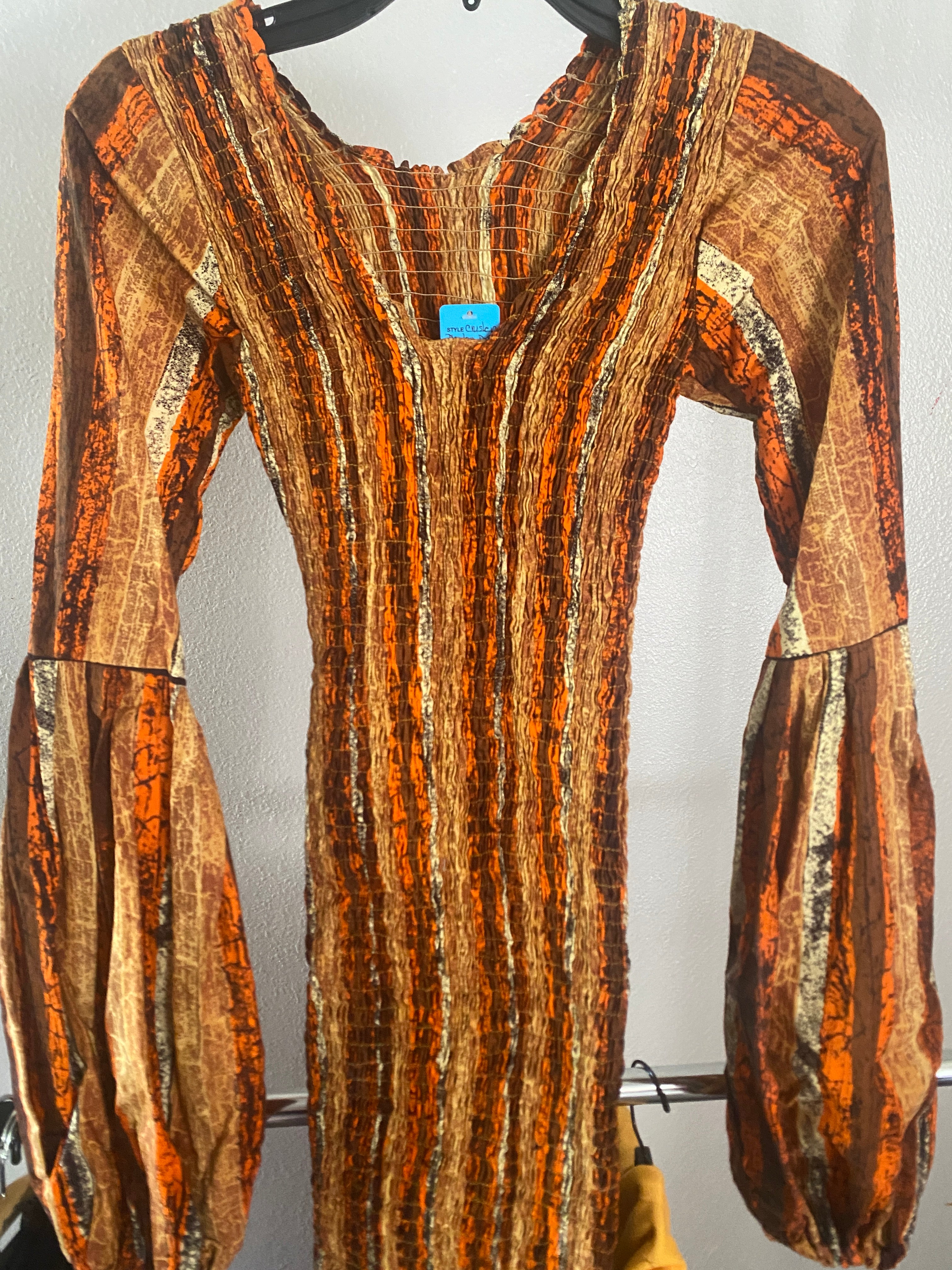 Vintage 70s Knit Stretch Mini Dress/Balloon Sleeves