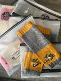 EMBROIDED KNIT FINGERLESS GLOVES (Color Options)