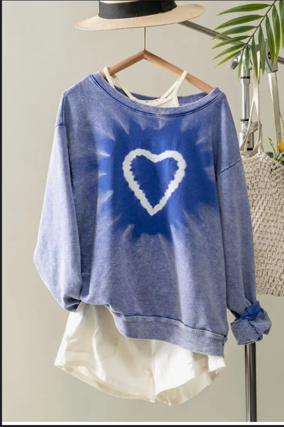 Mineral Wash Oversized Heart Sweatshirt