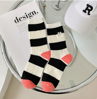 COZY COLORFUL STRIPE CREW SOCKS (Style Options)