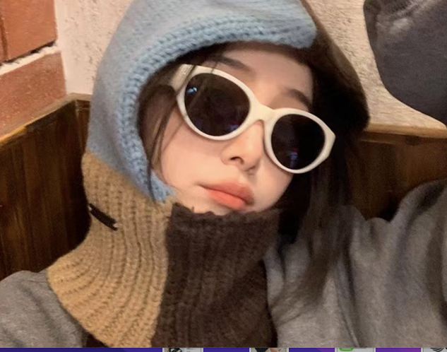 Winter Color Block Thick Knit Hoodie Cap