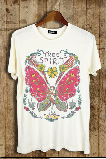 FREE SPIRIT BUTTERFLY GRAPHIC TEE