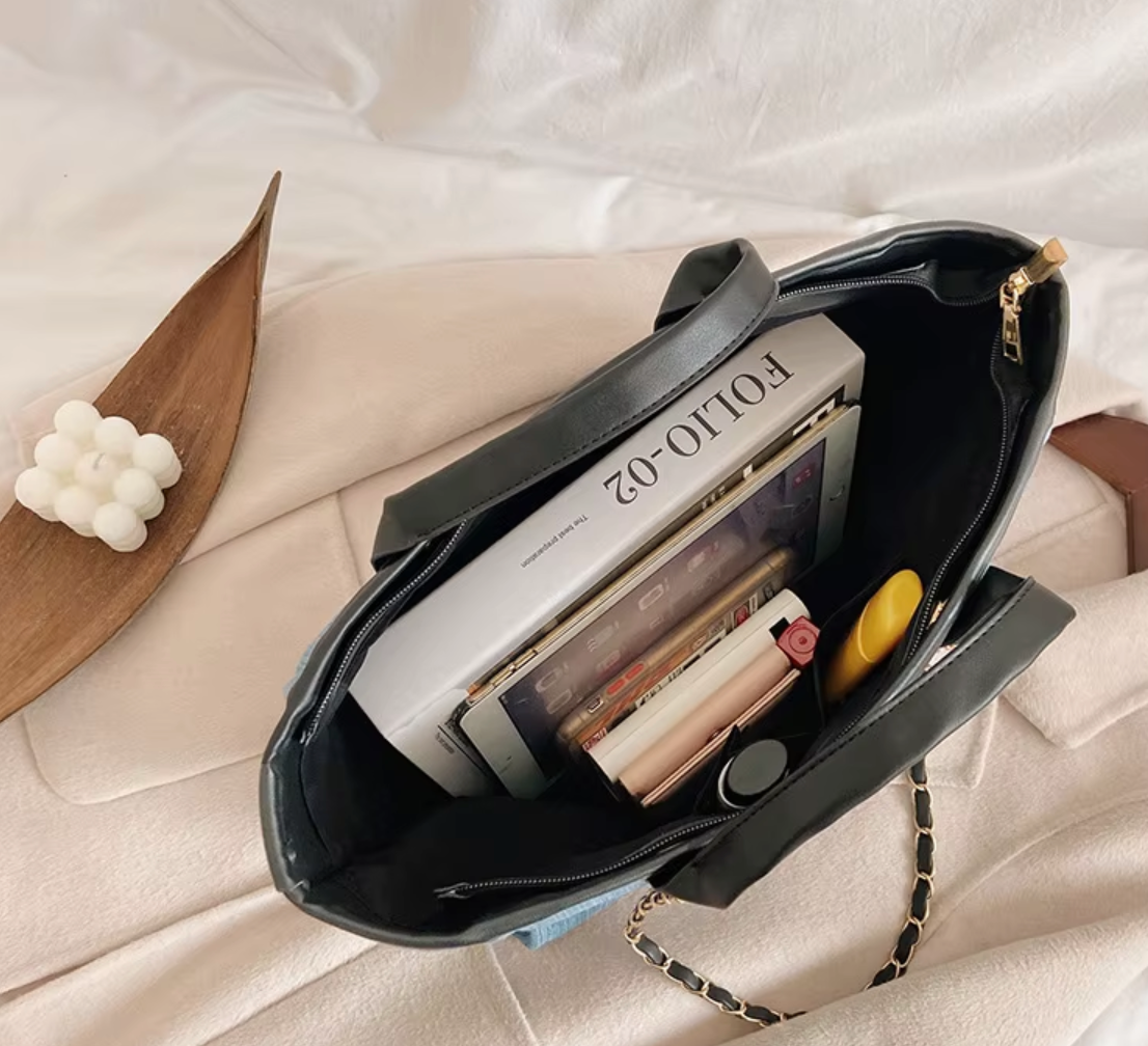 V&B5 HESIGNEDIE PARIS HANDBAG