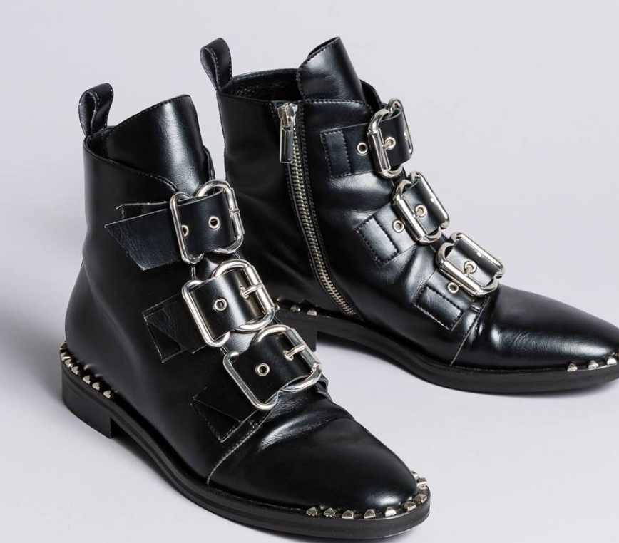 MC BOOTS by Steve Madden (Womens) 2010