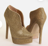 Chinese Laundry Women's Lickety Split Gold Sparkle Heeled Booties 2000