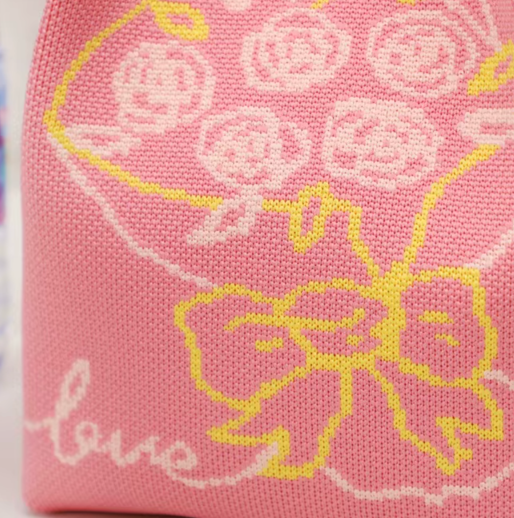 PINK KNIT LOVE BUCKET BAG