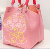 PINK KNIT LOVE BUCKET BAG