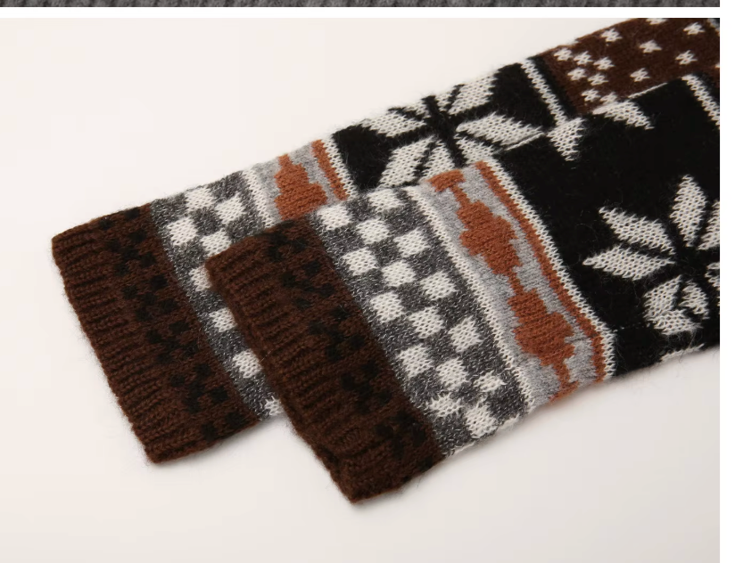 Fitted Graphic Sleeve Knit Sweater (COLOR OPTIONS)