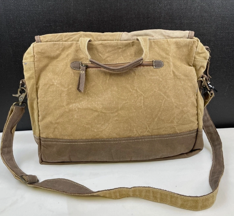 Music Festival  Vintage Retro Messenger Bag