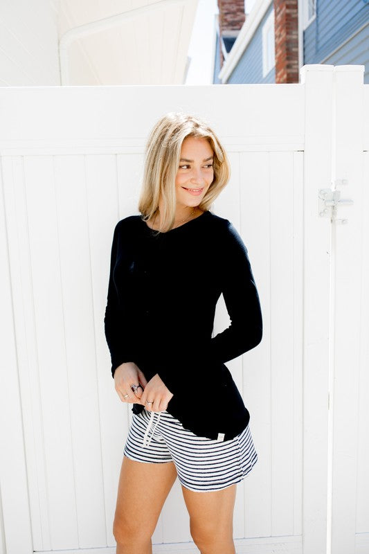 THE BEST LONG SLEEVE SOFEST BLACK TEE