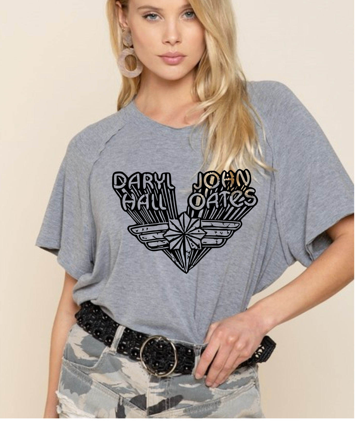 HALL N OATES GRAY OVERSIZE GRAPHIC COMFY TSHIRT